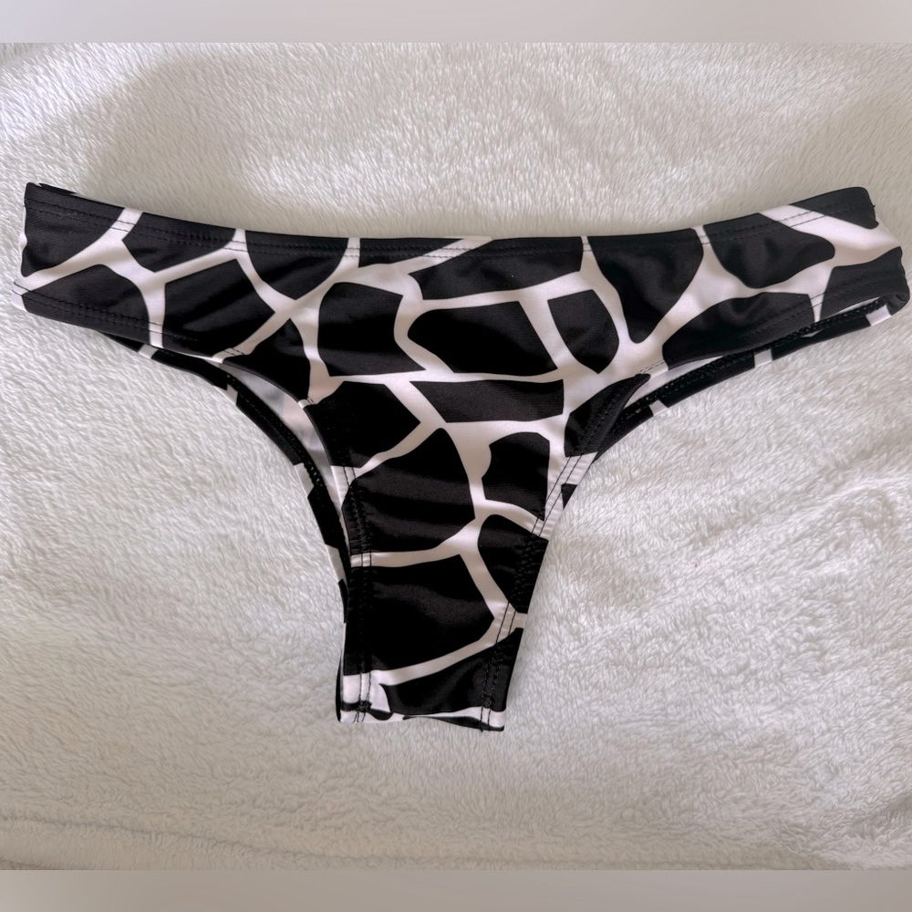 cheeky swim bottoms